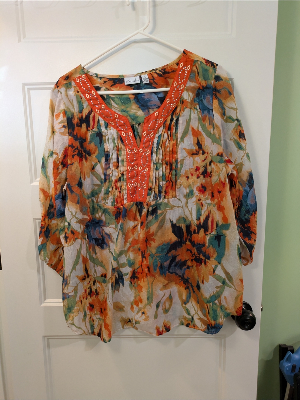 🔴 3/$15 Kim Rogers Multicolor Floral Pintuck Tunic with Orange Embroidered Yoke